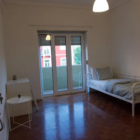 Homestay Modern Suites - Floor Lisbon