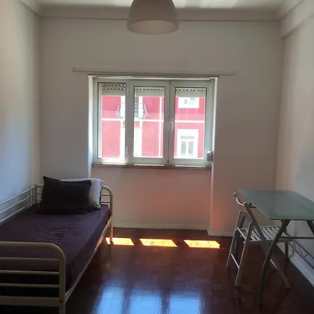 Modern Suites - Floor Lissabon